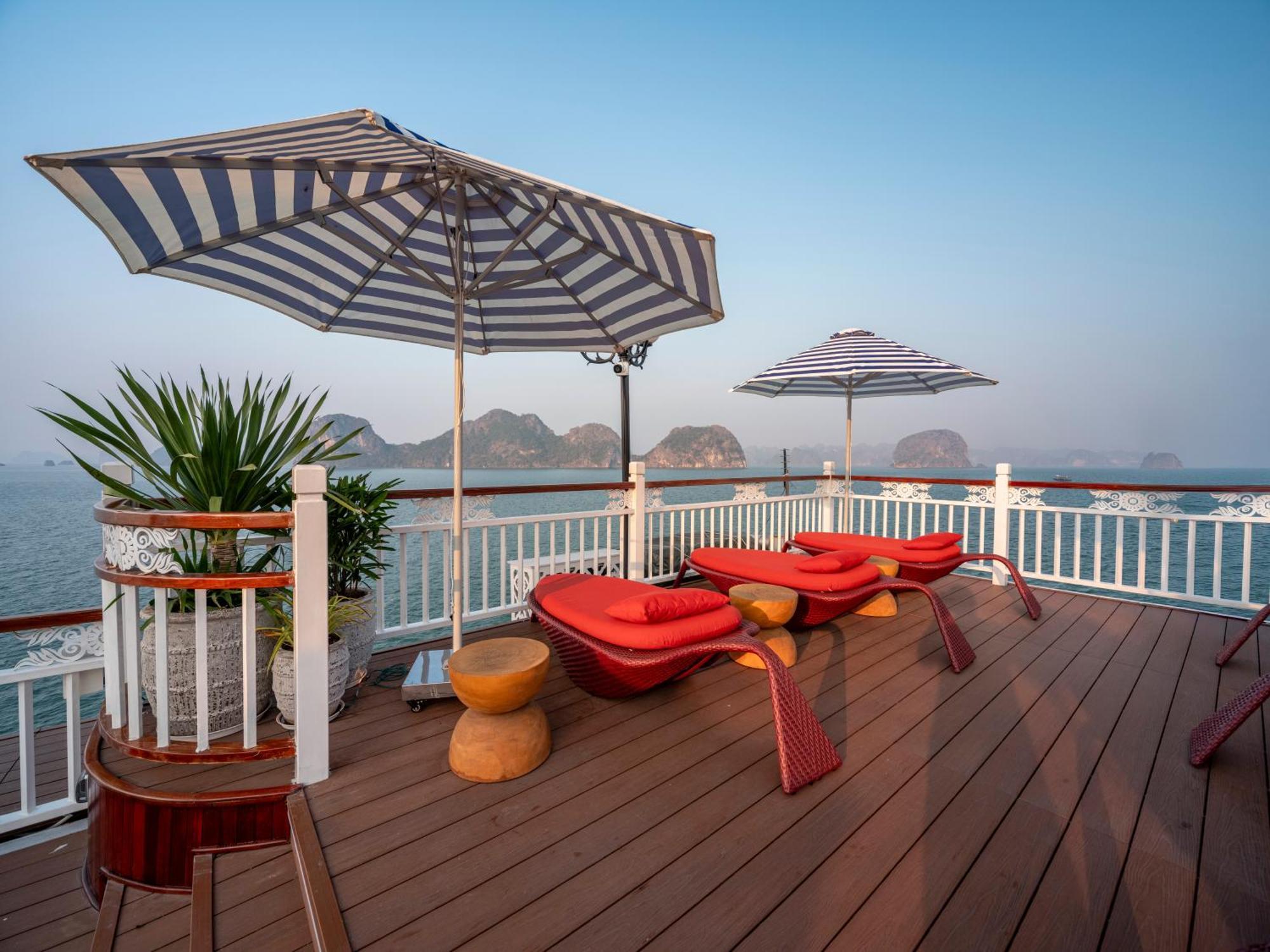 Signature Royal Halong Cruise Ha Long Dış mekan fotoğraf