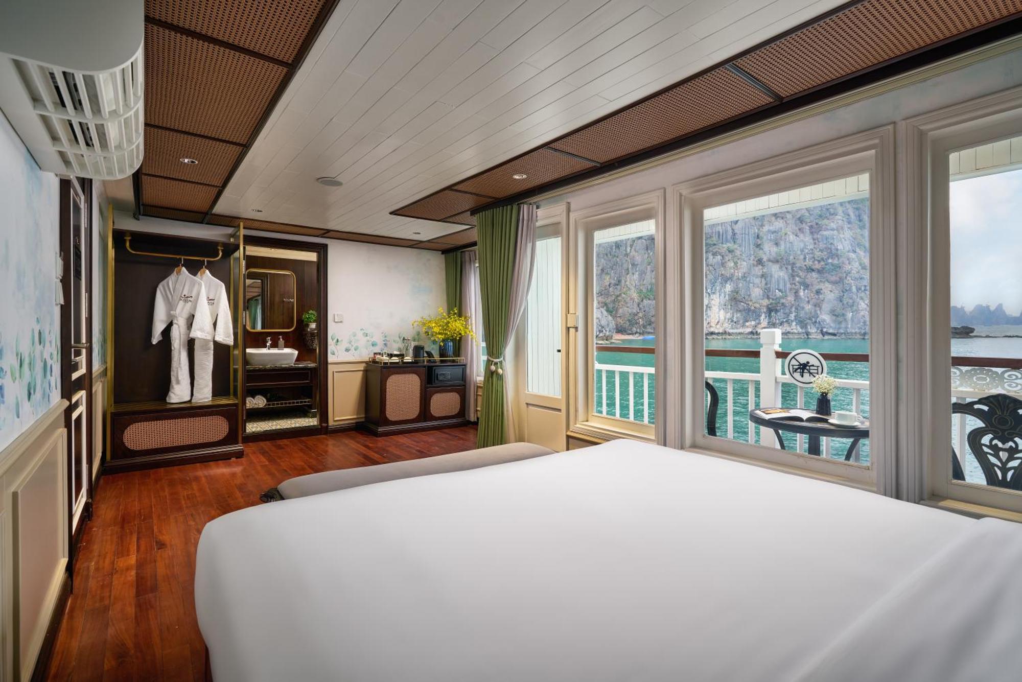 Signature Royal Halong Cruise Ha Long Dış mekan fotoğraf