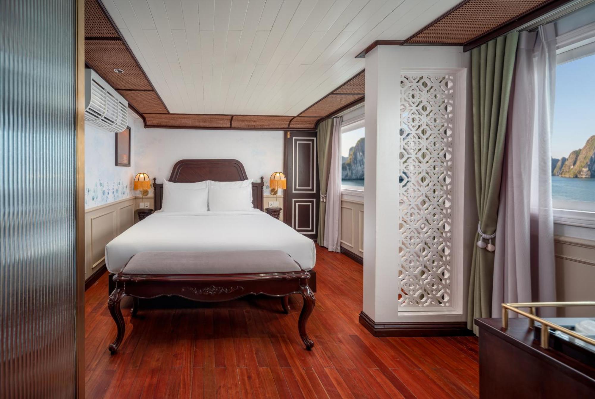 Signature Royal Halong Cruise Ha Long Dış mekan fotoğraf